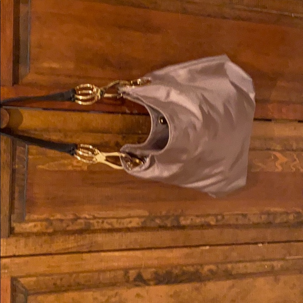 Handbag - Picture 2 of 3